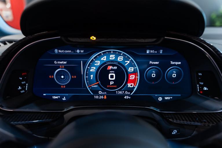 http://www.koenigseggchicago.com/galleria_images/199/199_p27_f.jpg