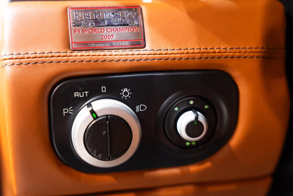 http://www.koenigseggchicago.com/galleria_images/201/201_p39_l.jpg