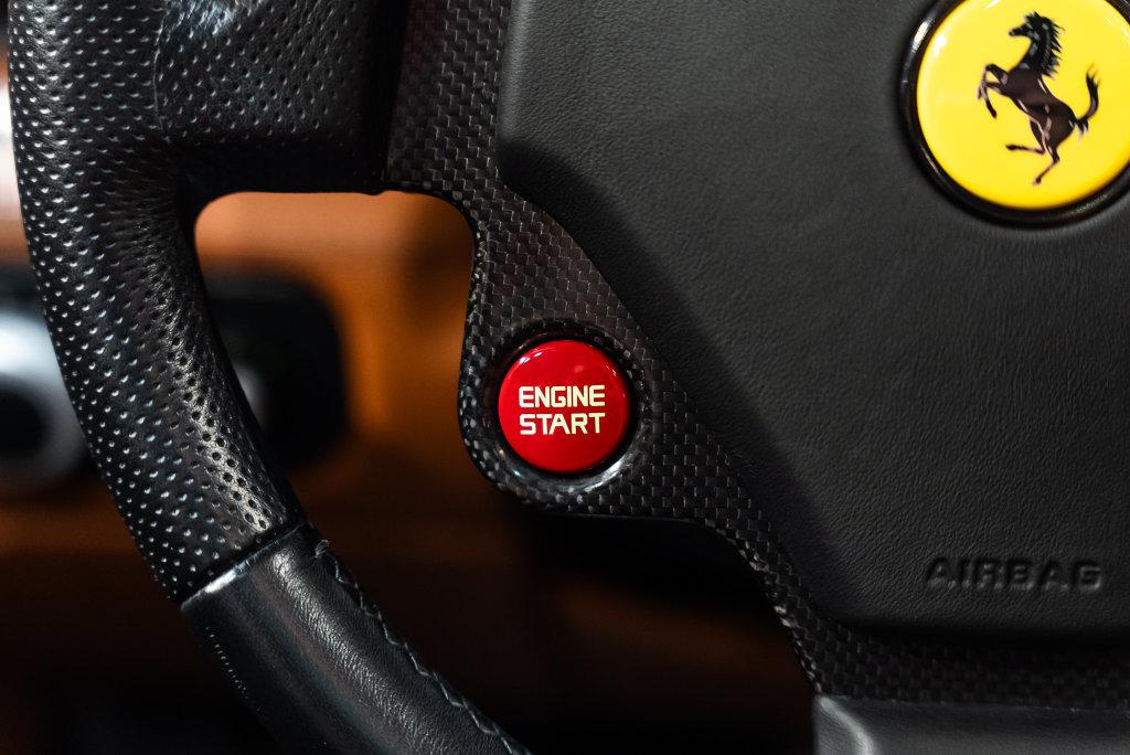 http://www.koenigseggchicago.com/galleria_images/201/201_p41_l.jpg