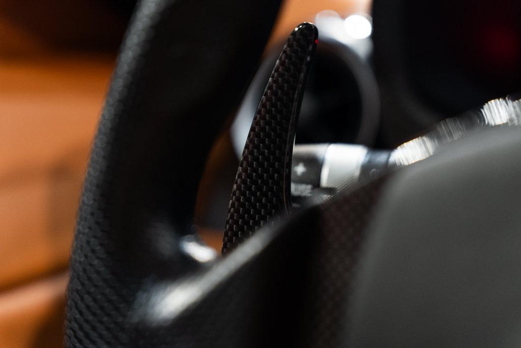 http://www.koenigseggchicago.com/galleria_images/201/201_p43_l.jpg