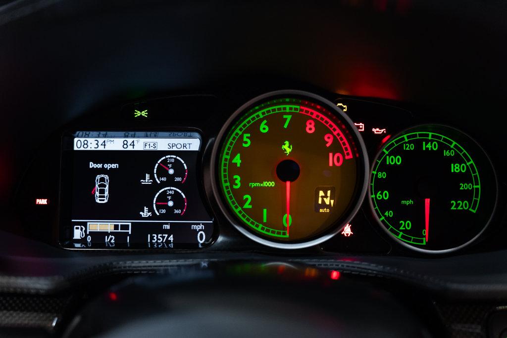 http://www.koenigseggchicago.com/galleria_images/201/201_p46_l.jpg