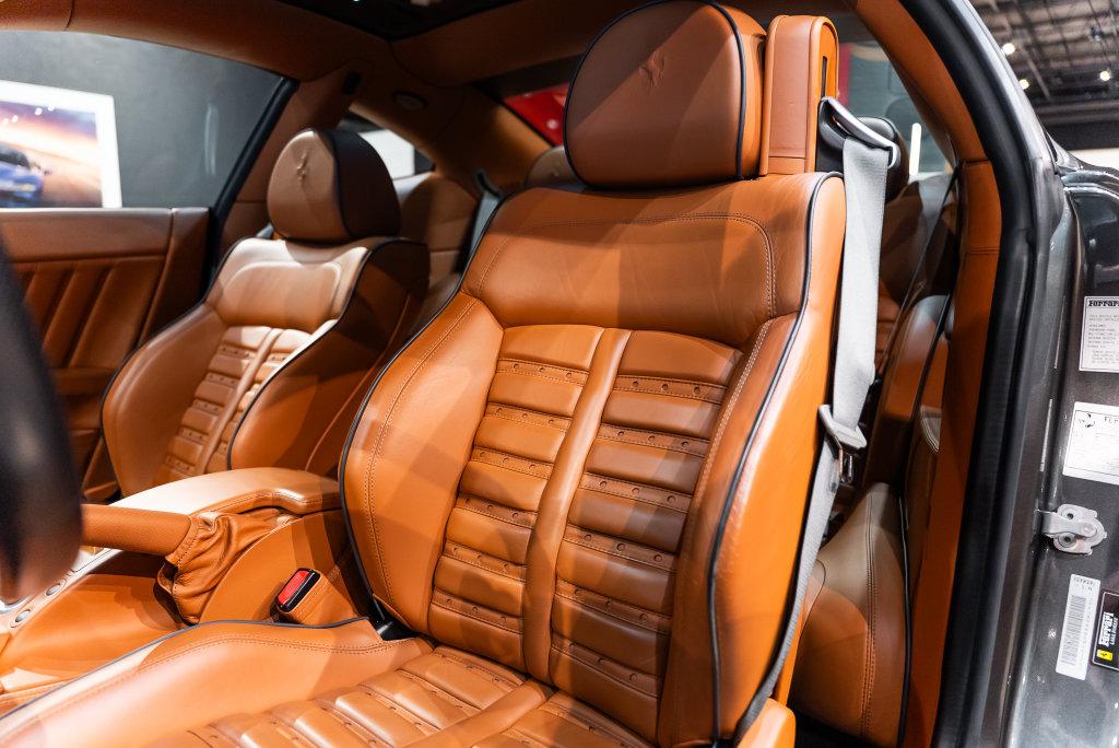 http://www.koenigseggchicago.com/galleria_images/201/201_p4_l.jpg