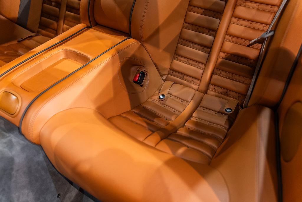 http://www.koenigseggchicago.com/galleria_images/201/201_p62_l.jpg