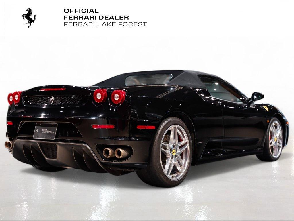 http://www.koenigseggchicago.com/galleria_images/203/203_p10_l.jpg