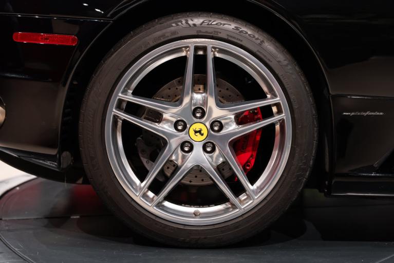 http://www.koenigseggchicago.com/galleria_images/203/203_p15_f.jpg