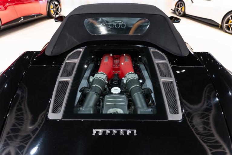 http://www.koenigseggchicago.com/galleria_images/203/203_p23_f.jpg