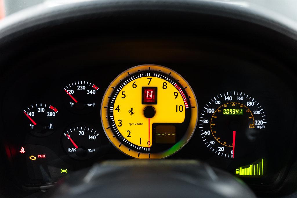 http://www.koenigseggchicago.com/galleria_images/203/203_p35_l.jpg