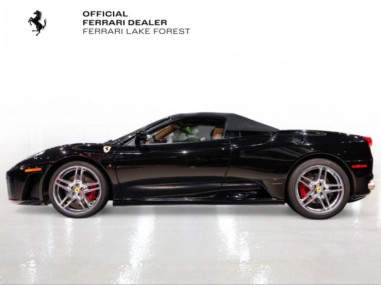 http://www.koenigseggchicago.com/galleria_images/203/203_p3_f.jpg