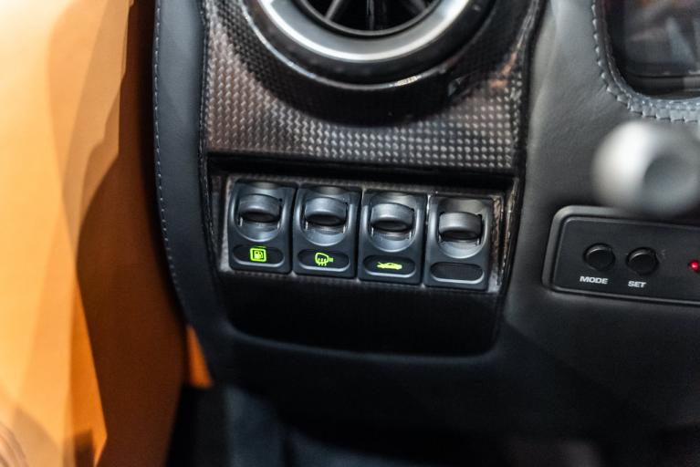 http://www.koenigseggchicago.com/galleria_images/203/203_p40_f.jpg