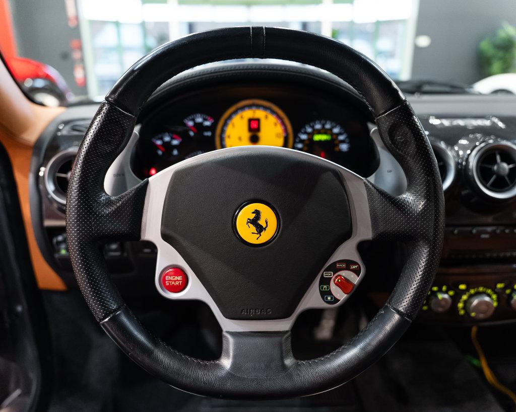 http://www.koenigseggchicago.com/galleria_images/203/203_p5_l.jpg