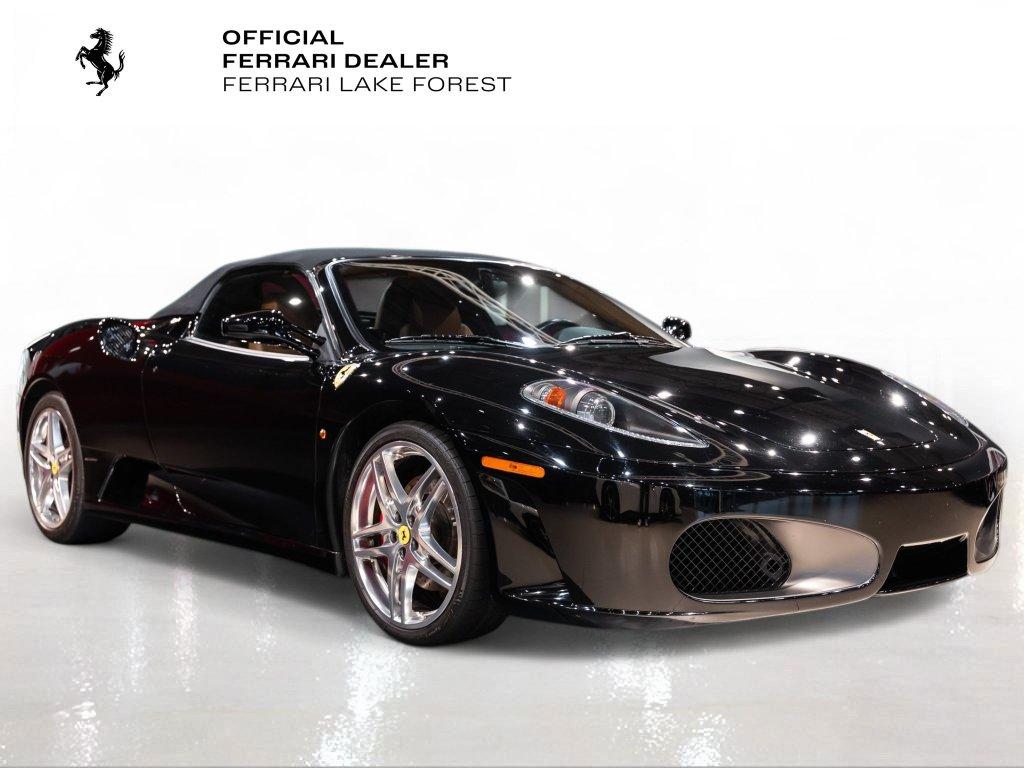 http://www.koenigseggchicago.com/galleria_images/203/203_p8_l.jpg