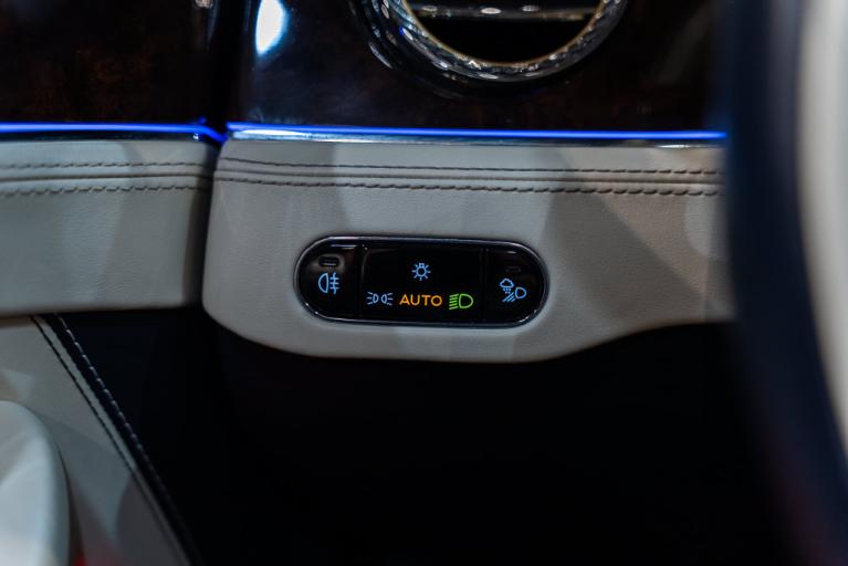 http://www.koenigseggchicago.com/galleria_images/204/204_p21_f.jpg