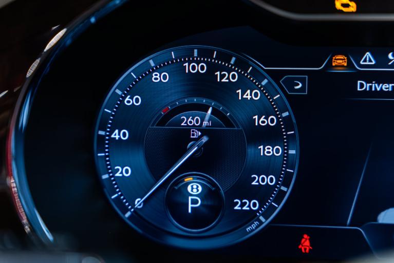 http://www.koenigseggchicago.com/galleria_images/204/204_p24_f.jpg