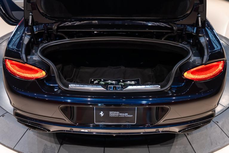 http://www.koenigseggchicago.com/galleria_images/204/204_p42_f.jpg