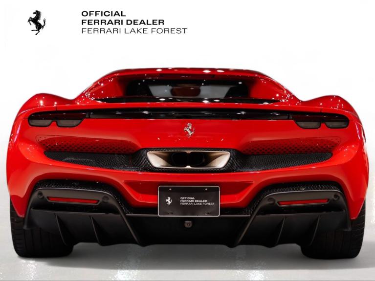 http://www.koenigseggchicago.com/galleria_images/205/205_p11_f.jpg