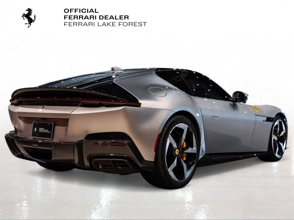 http://www.koenigseggchicago.com/galleria_images/206/206_p10_l.jpg
