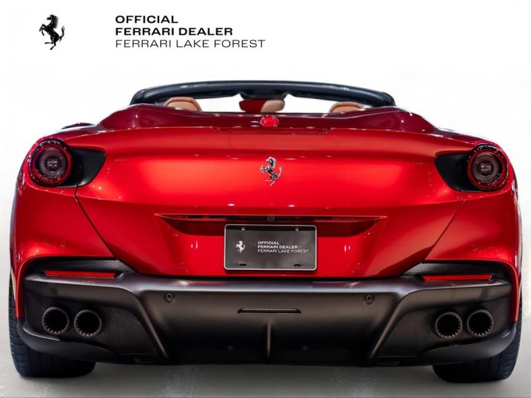 http://www.koenigseggchicago.com/galleria_images/207/207_p11_f.jpg