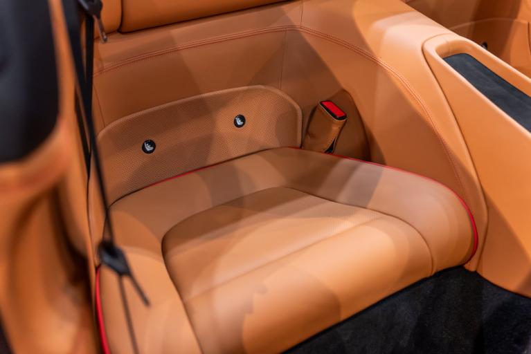 http://www.koenigseggchicago.com/galleria_images/207/207_p56_f.jpg