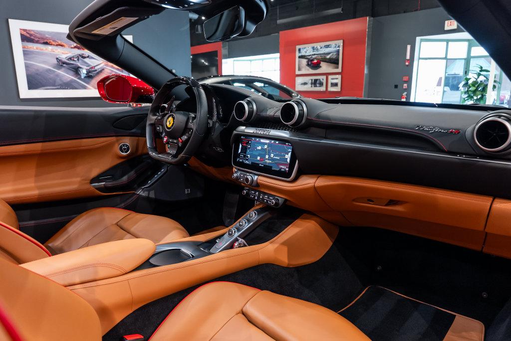 http://www.koenigseggchicago.com/galleria_images/207/207_p57_l.jpg