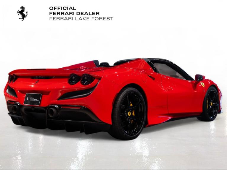 http://www.koenigseggchicago.com/galleria_images/208/208_p10_f.jpg