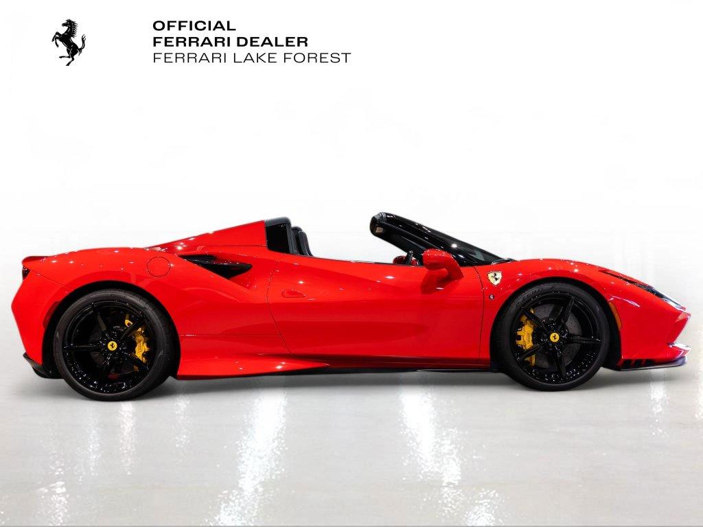 http://www.koenigseggchicago.com/galleria_images/208/208_p9_l.jpg