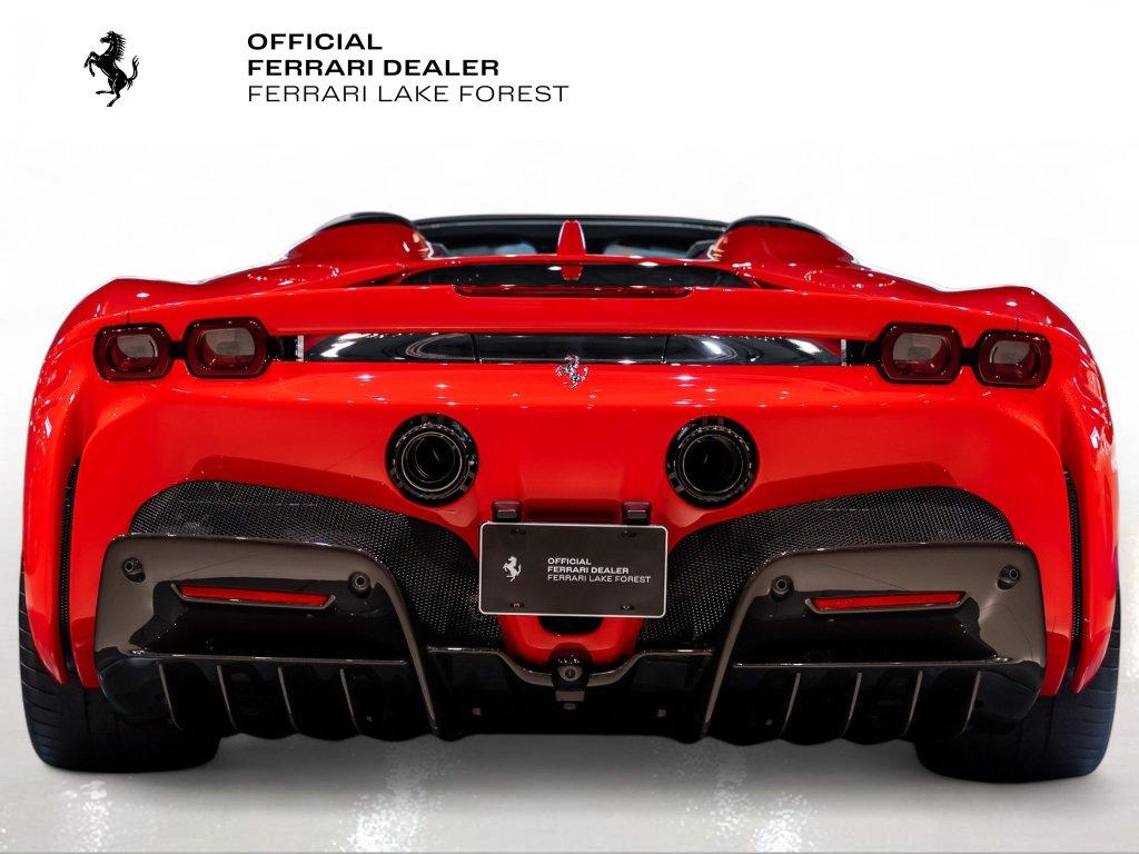 http://www.koenigseggchicago.com/galleria_images/209/209_p11_l.jpg