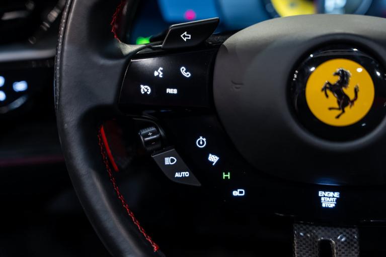 http://www.koenigseggchicago.com/galleria_images/209/209_p31_f.jpg
