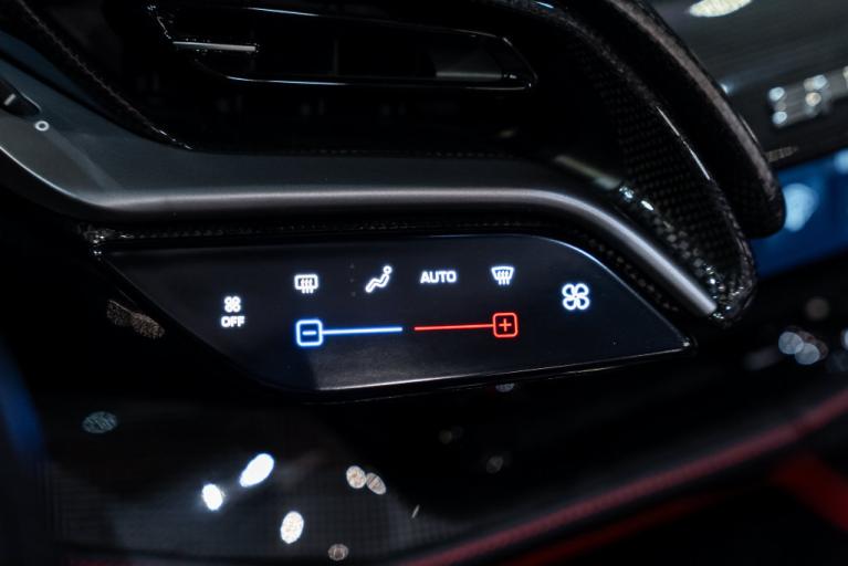http://www.koenigseggchicago.com/galleria_images/209/209_p41_f.jpg