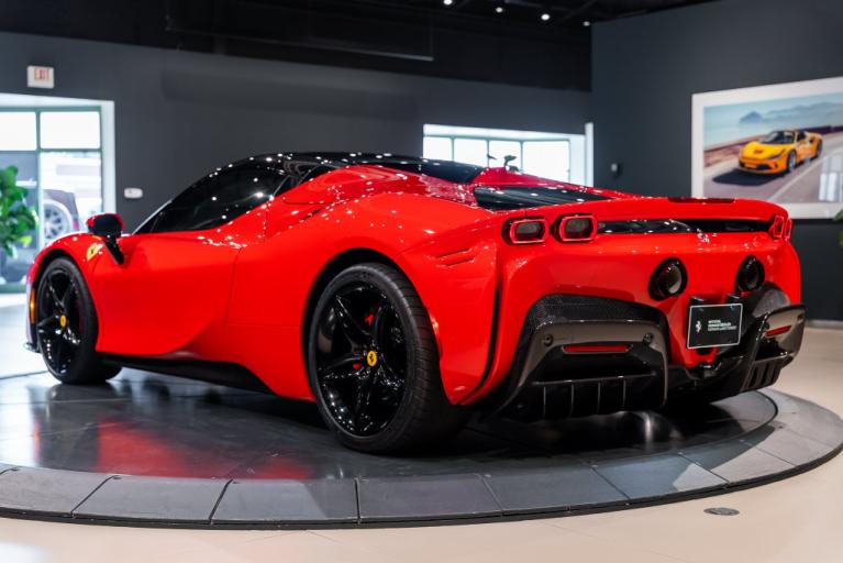 http://www.koenigseggchicago.com/galleria_images/209/209_p53_f.jpg
