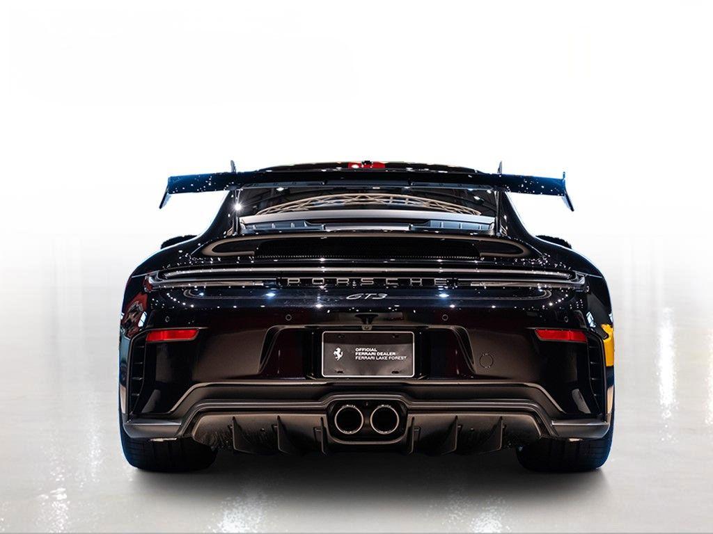 http://www.koenigseggchicago.com/galleria_images/3/3_p11_l.jpg