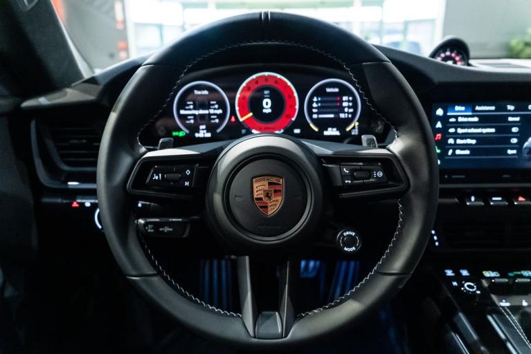 http://www.koenigseggchicago.com/galleria_images/3/3_p5_f.jpg