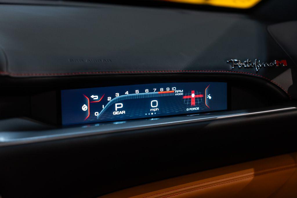 http://www.koenigseggchicago.com/galleria_images/30/30_p39_l.jpg