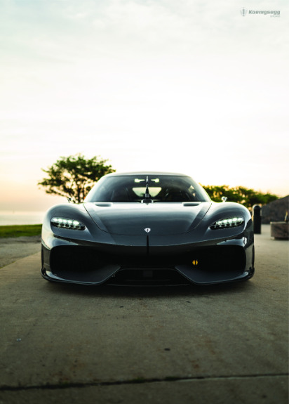 http://www.koenigseggchicago.com/galleria_images/45/45_p7_f.jpg