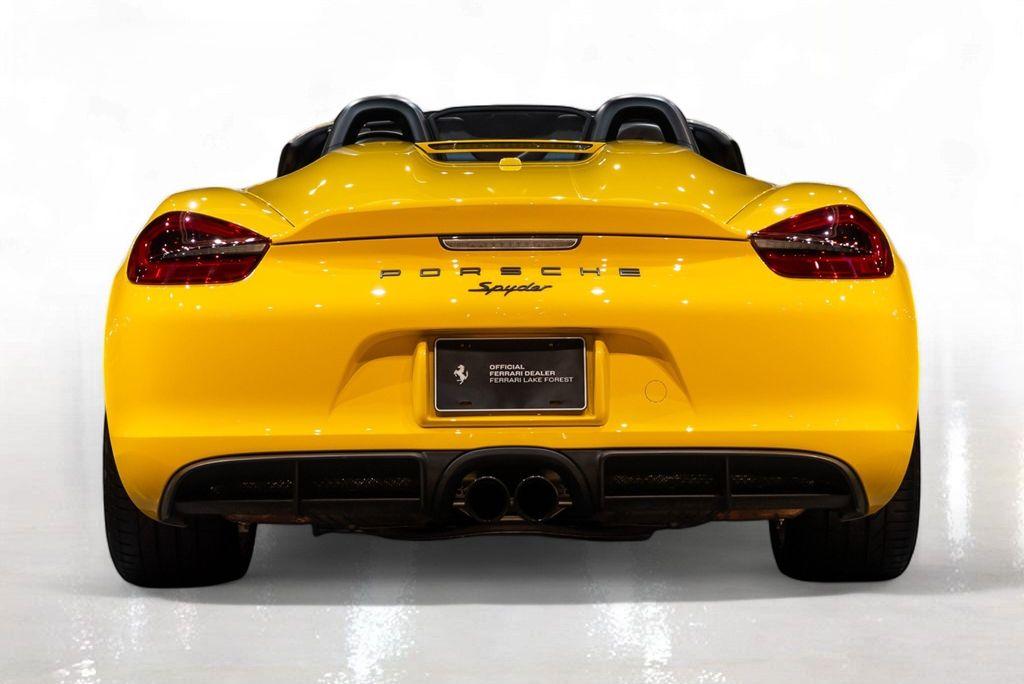 http://www.koenigseggchicago.com/galleria_images/63/63_p6_l.jpg