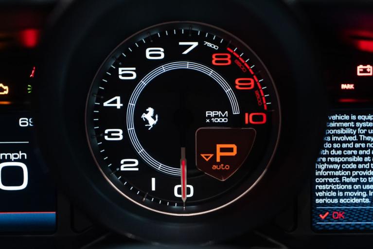 http://www.koenigseggchicago.com/galleria_images/68/68_p26_f.jpg