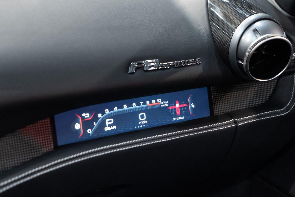 http://www.koenigseggchicago.com/galleria_images/68/68_p37_l.jpg
