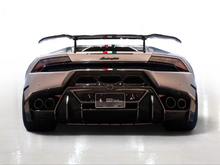 http://www.koenigseggchicago.com/galleria_images/70/70_p11_f.jpg