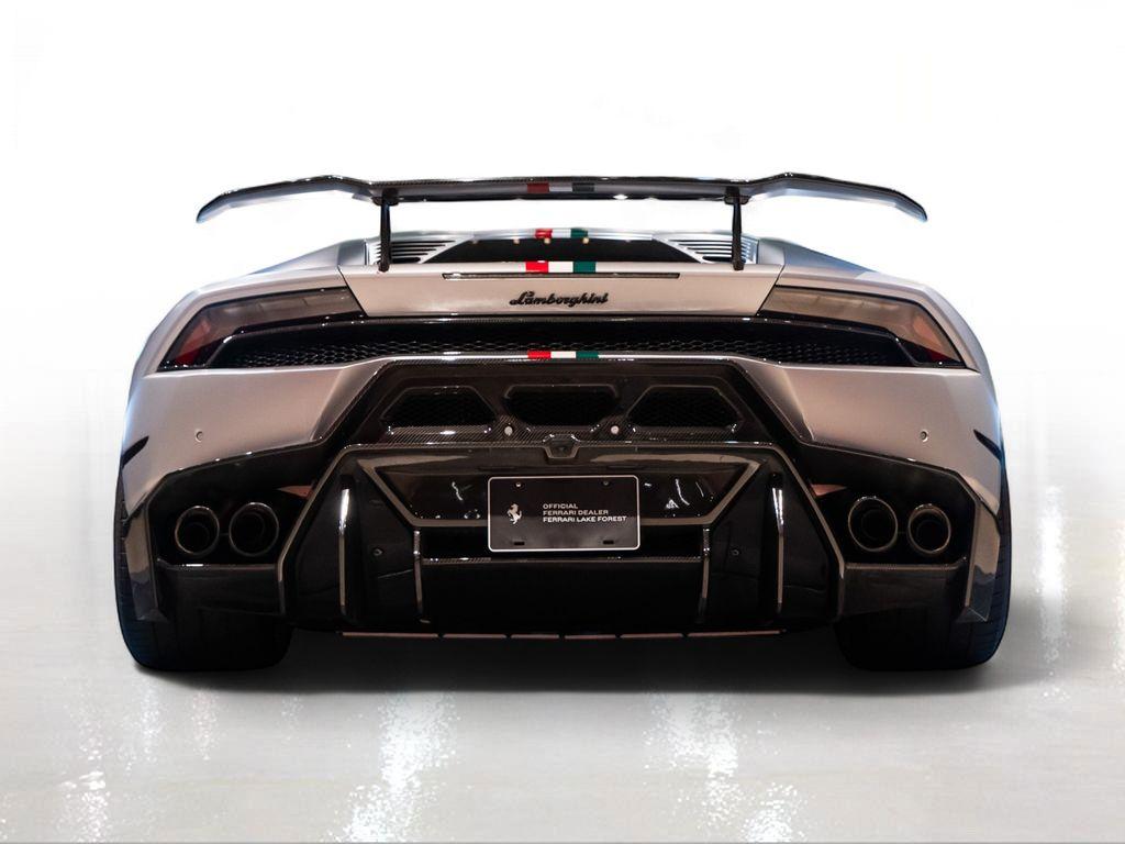 http://www.koenigseggchicago.com/galleria_images/70/70_p11_l.jpg