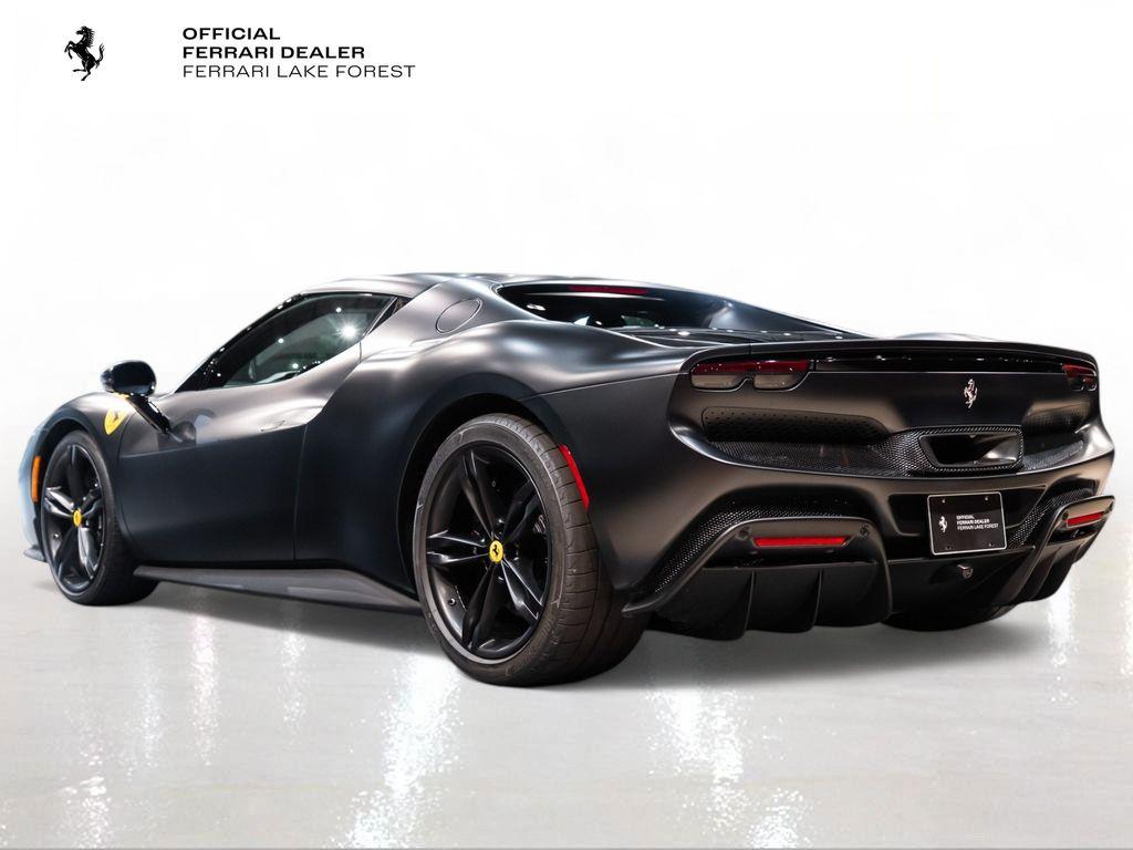 http://www.koenigseggchicago.com/galleria_images/71/71_p2_l.jpg