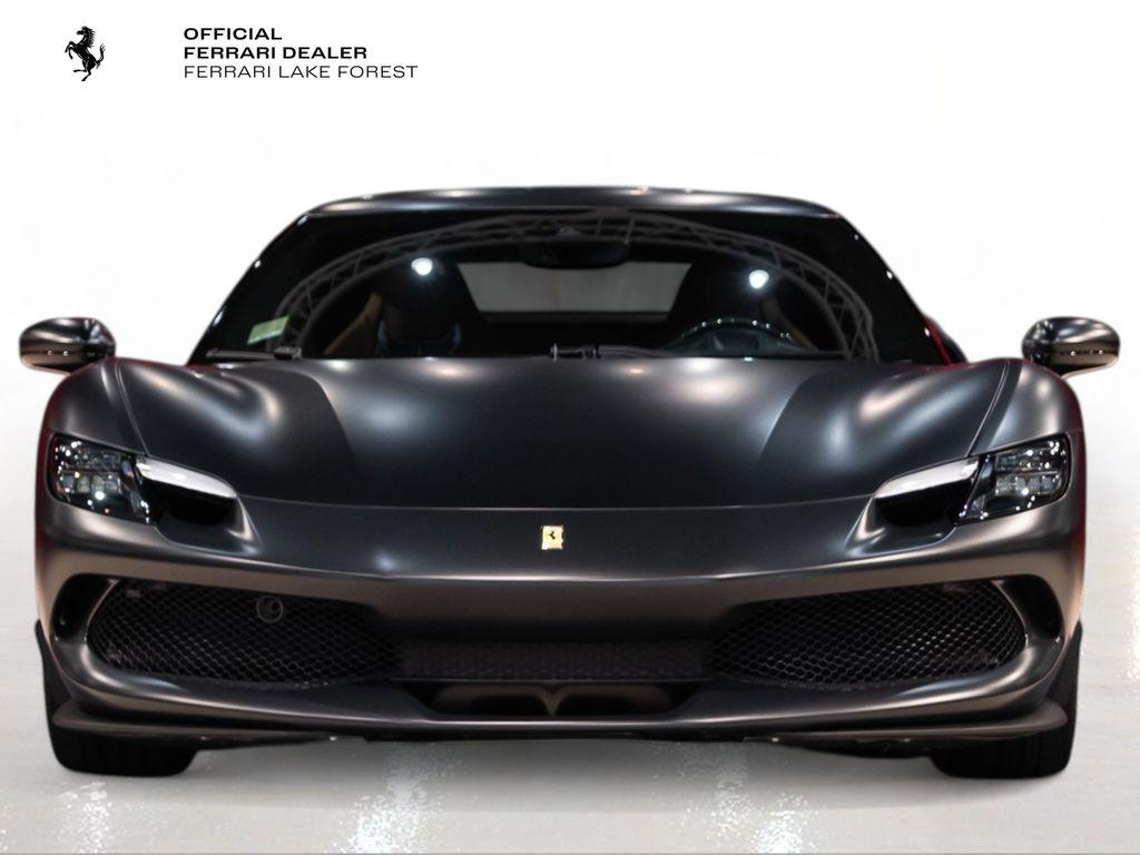 http://www.koenigseggchicago.com/galleria_images/71/71_p7_l.jpg