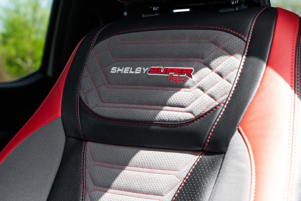 http://www.koenigseggchicago.com/galleria_images/74/74_p3_l.jpg
