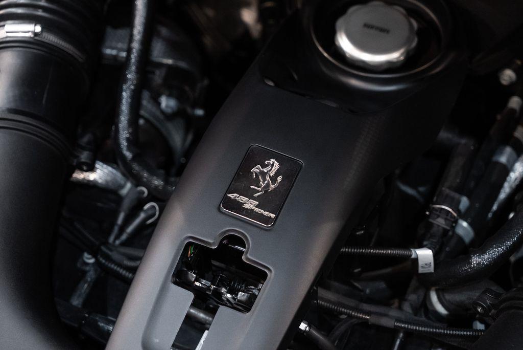 http://www.koenigseggchicago.com/galleria_images/77/77_p20_l.jpg