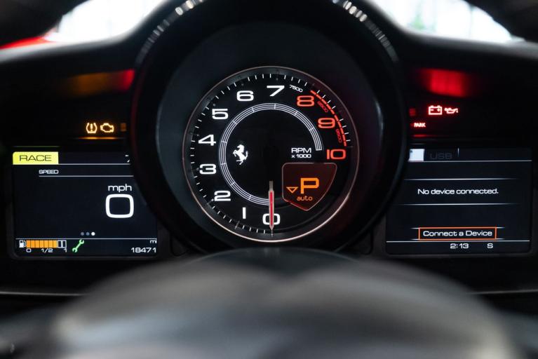 http://www.koenigseggchicago.com/galleria_images/77/77_p27_f.jpg