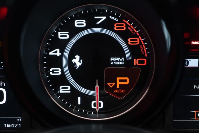 http://www.koenigseggchicago.com/galleria_images/77/77_p28_f.jpg