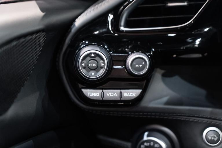 http://www.koenigseggchicago.com/galleria_images/77/77_p31_f.jpg
