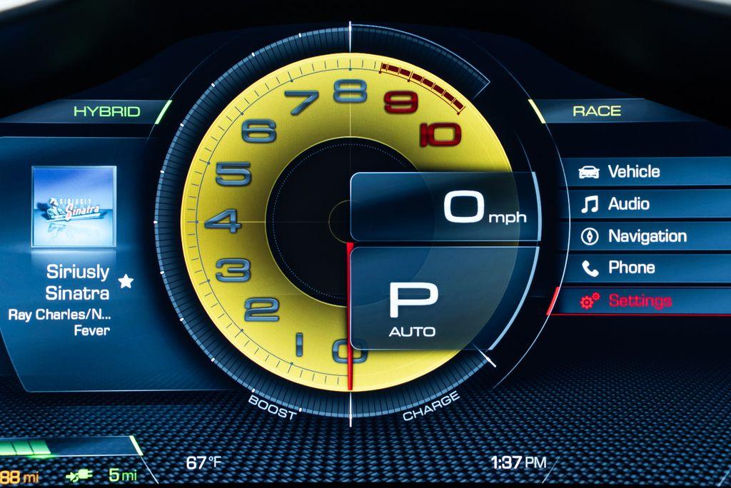 http://www.koenigseggchicago.com/galleria_images/79/79_p27_l.jpg