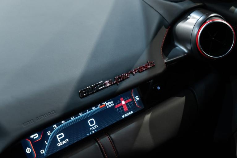 http://www.koenigseggchicago.com/galleria_images/80/80_p47_f.jpg