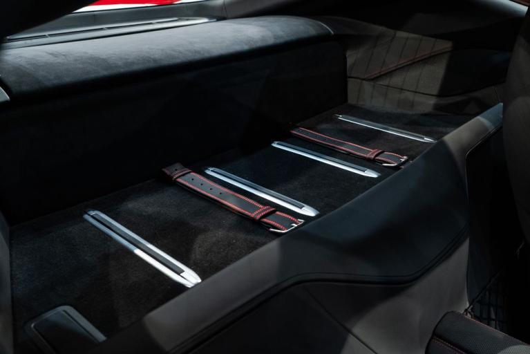 http://www.koenigseggchicago.com/galleria_images/80/80_p54_f.jpg