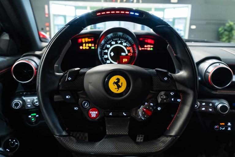 http://www.koenigseggchicago.com/galleria_images/80/80_p5_f.jpg