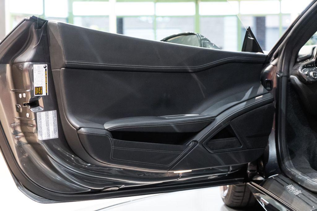 http://www.koenigseggchicago.com/galleria_images/81/81_p23_l.jpg